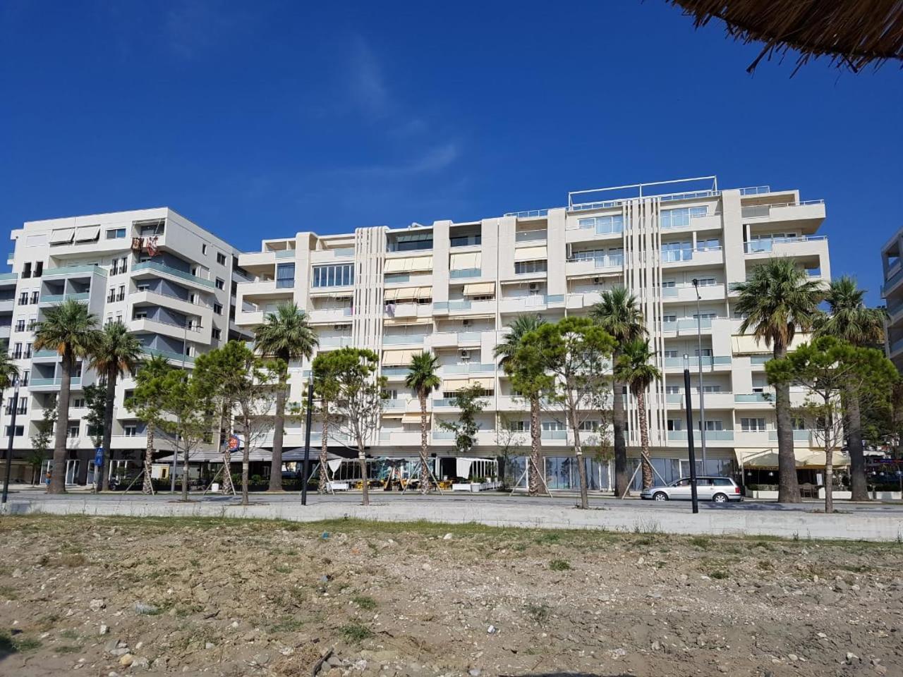 Lucky Lux Apartment Vlorë Εξωτερικό φωτογραφία