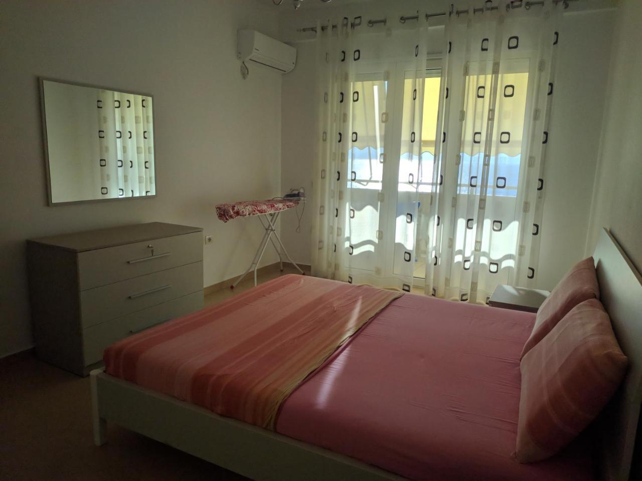 Lucky Lux Apartment Vlorë Εξωτερικό φωτογραφία